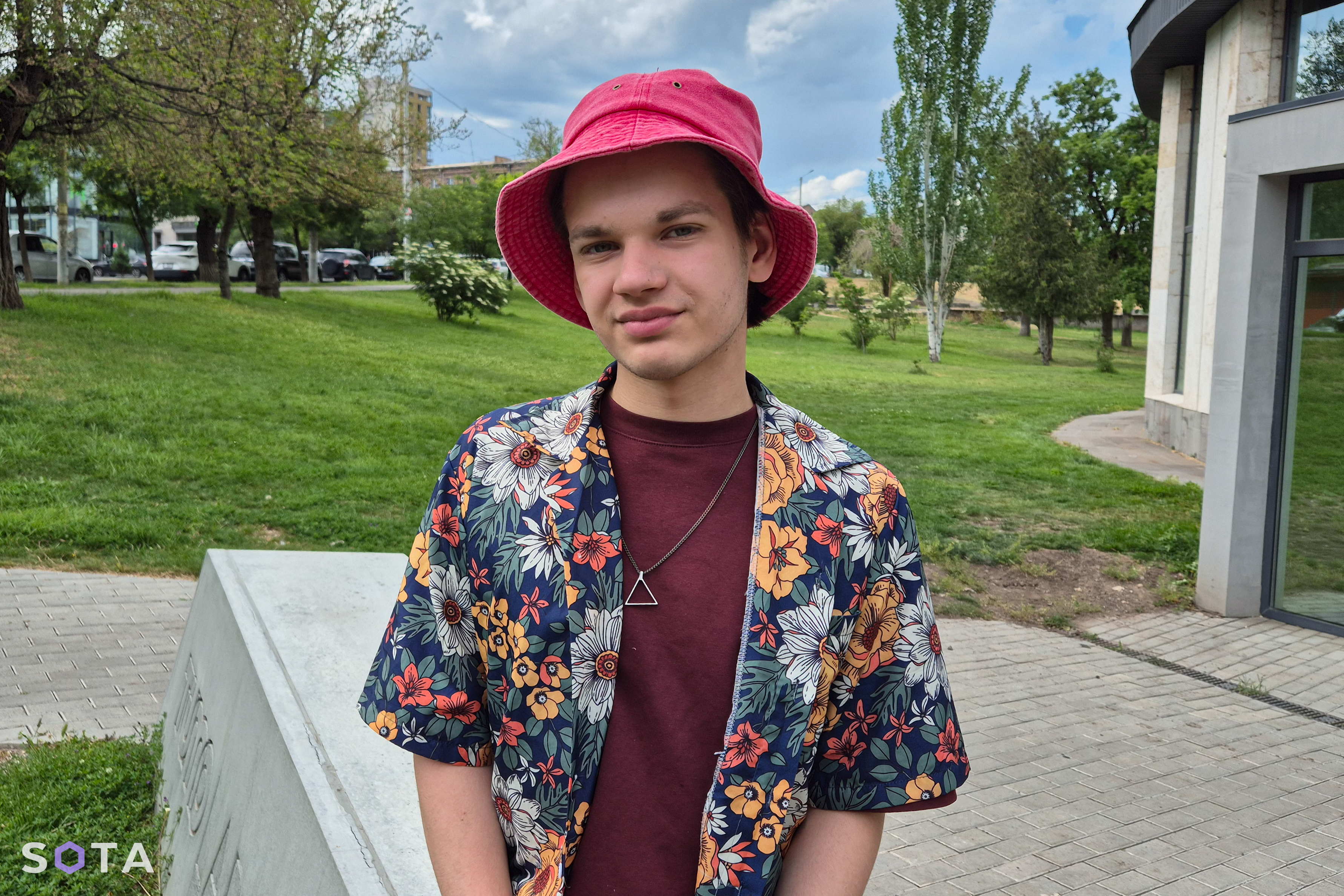 Обложка статьи 21-летний «террорист»: яблочник Егор Ткаченко о преследовании, эмиграции и политике