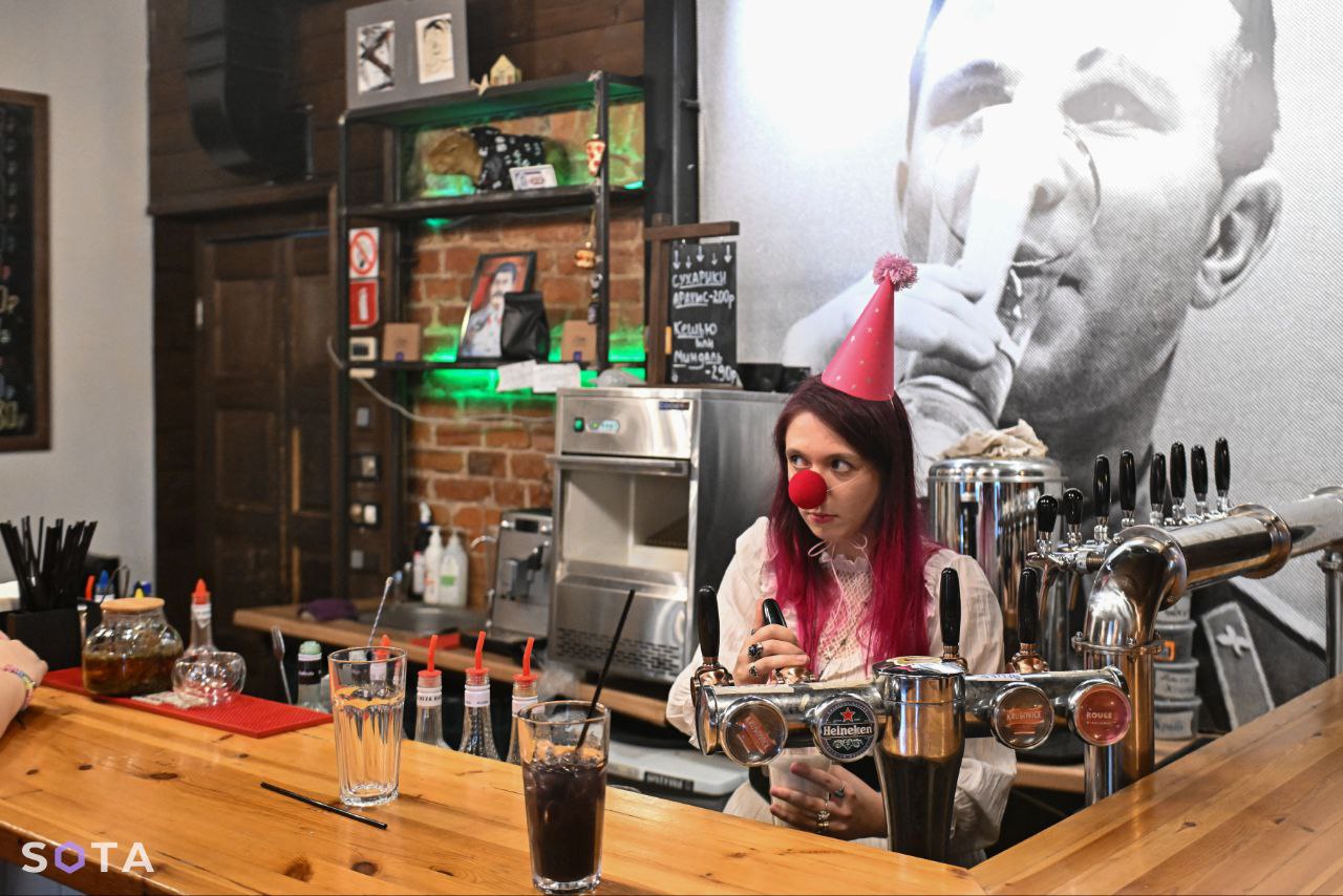 Фото: открытие «Фогеля» в 24-м году после вынужденного закрытия под давлением властей