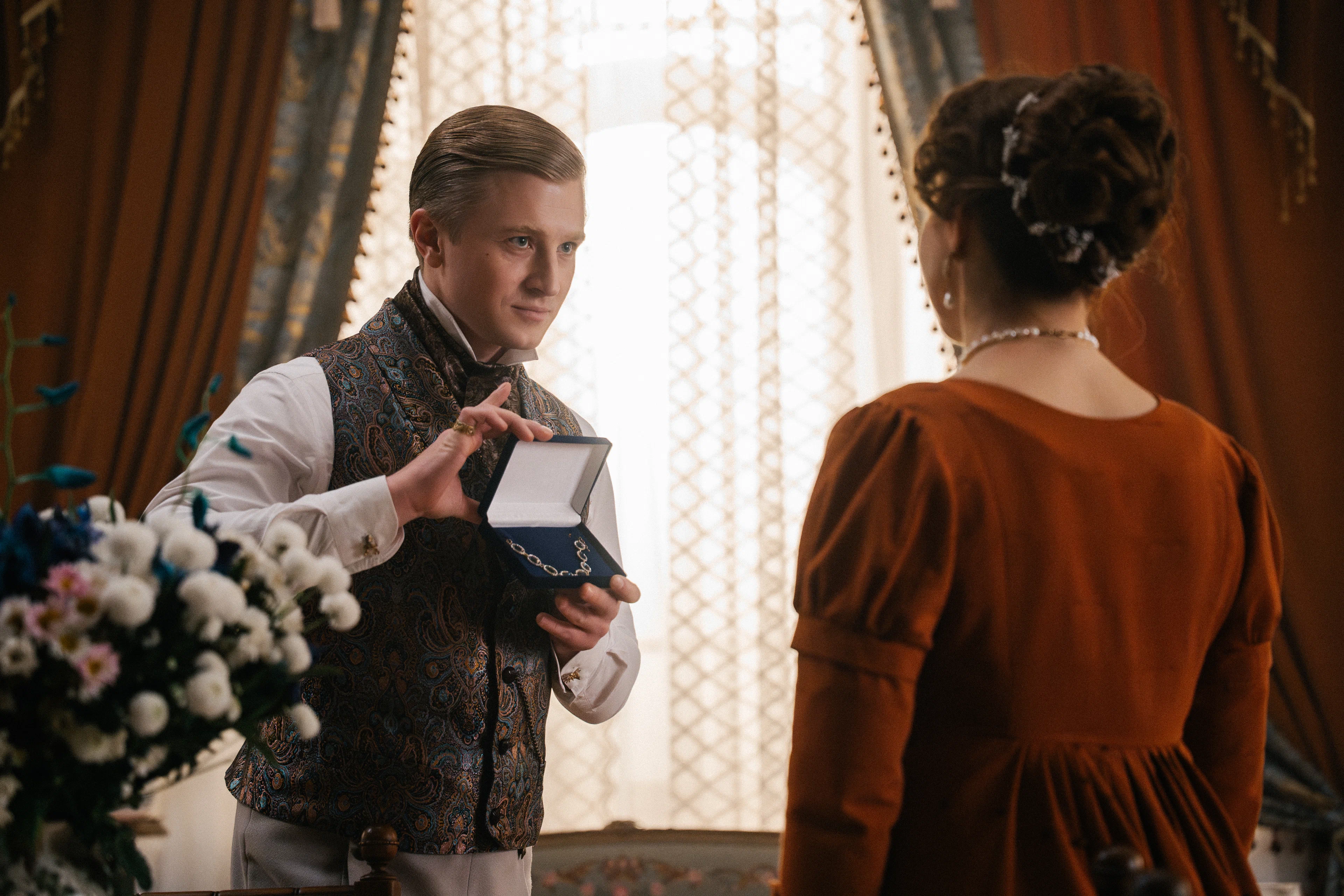 Кадр из сериала «История его служанки»
kinopoisk.ru