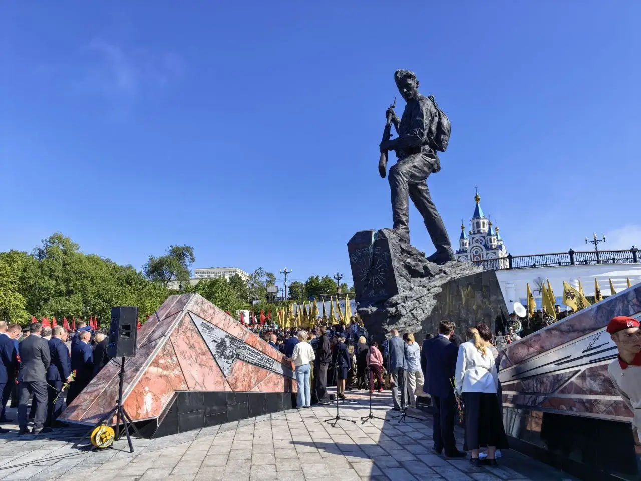 Обложка статьи Япония потребовала убрать из Хабаровска памятник победе над ней
